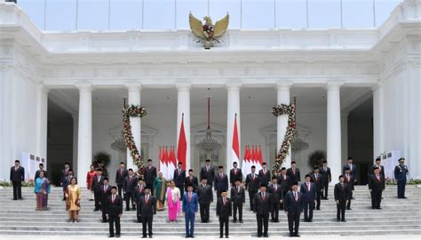 Ancaman Reshuffle Kabinet Indonesia Maju; Adakah Aturan Hukumnya ...