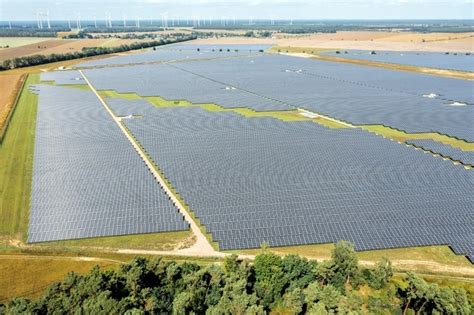 Trina Solar Und Enbw Nehmen Mit Mw Gr Ssten Photovoltaikpark