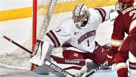 This Week In Hockey East Umass Prepared To Get Everyone S Best Shot Every Night As Conference