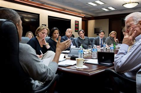 Heres How Obamas Female Staffers Made Their Voices Heard