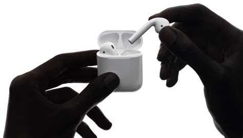 新型「airpods」、2018年内に発売か 2019年には高い耐水性能を備えたモデルが登場へ