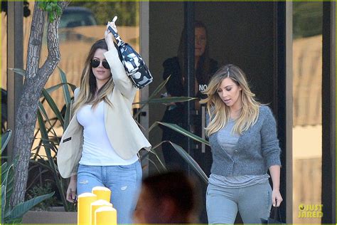 Kim Kardashian: Happy Meeting with Kourtney & Khloe!: Photo 2968566 ...