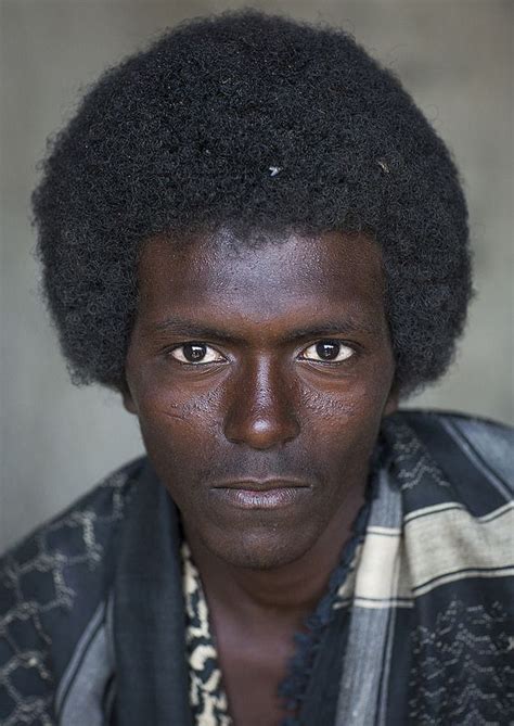 Afar Tribe Man With Afro Hair, Assayta, Ethiopia | Rockabilly hair, Men ...