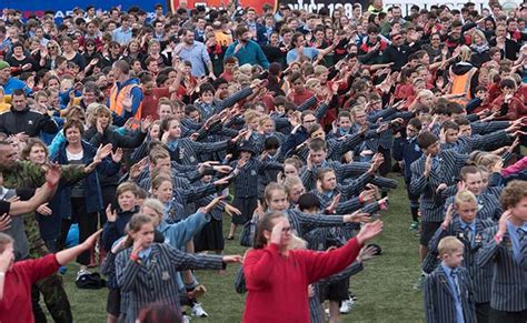 New Zealand Schoolkids Claim Largest-Ever Haka