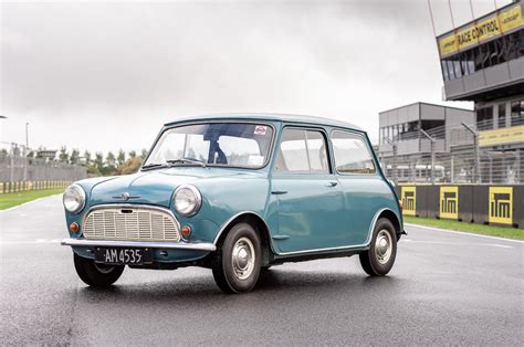 Morris Mini-minor (1959) - Amazing Classic Cars