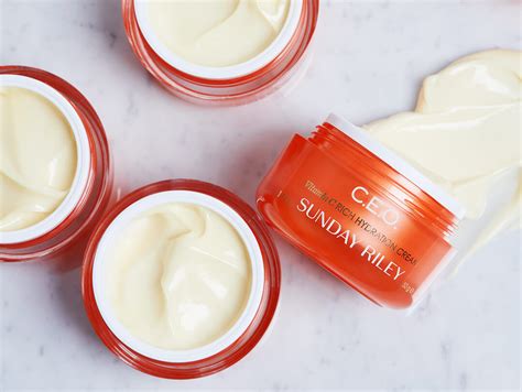 18 Best Moisturizers for Dry Skin, From Beauty Editors