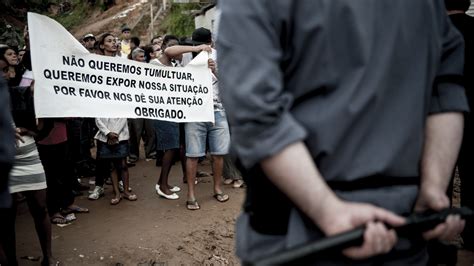 Polícia suspende ação de reintegração de posse em terreno na zona leste