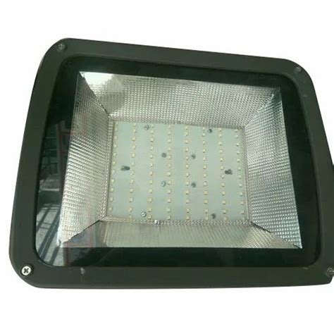 135 Degree Aluminium 100 W LED Floodlight IP Rating IP66 At Rs 1200