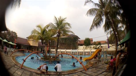 Do The Best All The Time Kolam Renang Bali View Cirendeu