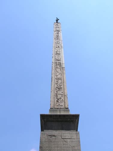 Neptun Statue Des Trevi Brunnens In Rom Italien Roma Kripologie