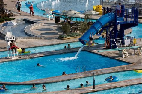 Texas Tech University Student Leisure Pool| Aquatics International Magazine