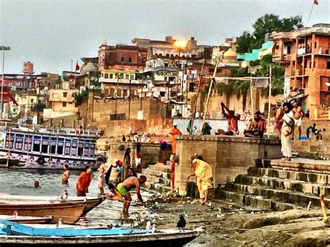 Varanasi: Oh My Ghat » Lavi was here.