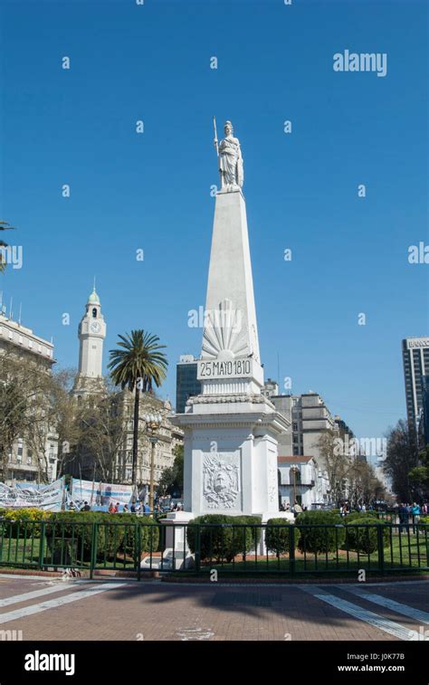 Monumento Celebrando El De Mayo De D A De La Revoluci N De