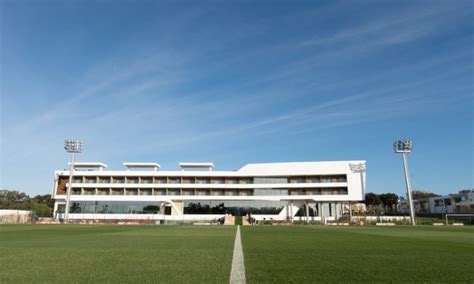 Le Maroc Inaugure Le Nouveau Complexe Mohammed Vi