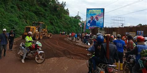 RDC Quelques entrées de la place de l indépendance à Bukavu en pleine