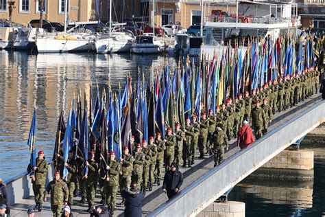 Zadarski Tjednik Pogledajte Kako Je Izgledao Sve Ani Mimohod Kroz Zadar