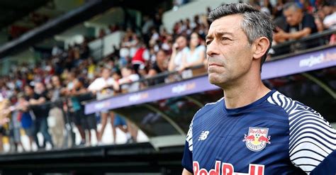 Pedro Caixinha Chega Ao Brasil Para Iniciar Trabalho No Santos