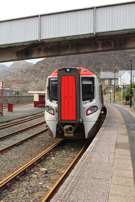 Class Dmu Number Due To Depart To Richard Hoare Geograph