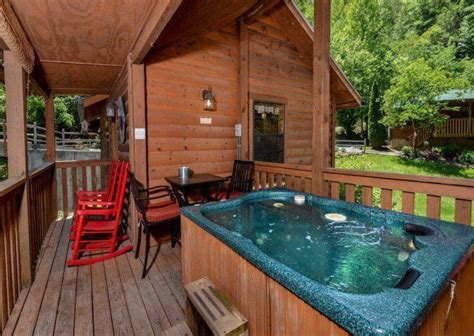 Big Screen Tv, Pigeon Forge Cabins, Fire Pit, Cozy, Comfort, Studio ...