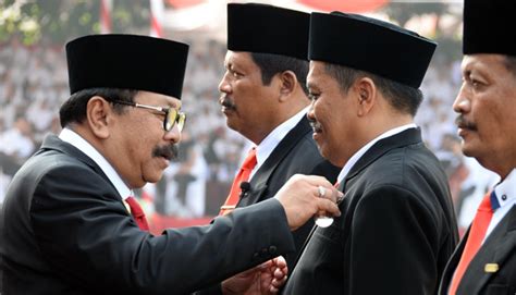 Pemprov Jatim Komitmen Tingkatkan Kualitas Pendidikan – PETISI.CO