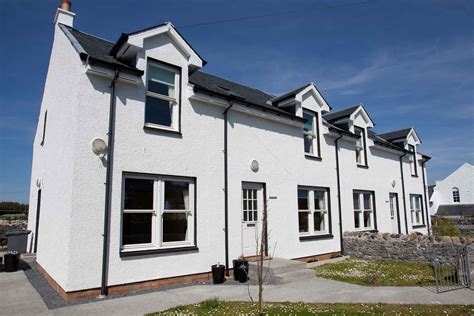 4 star Islay holiday cottages with home from home comfort.