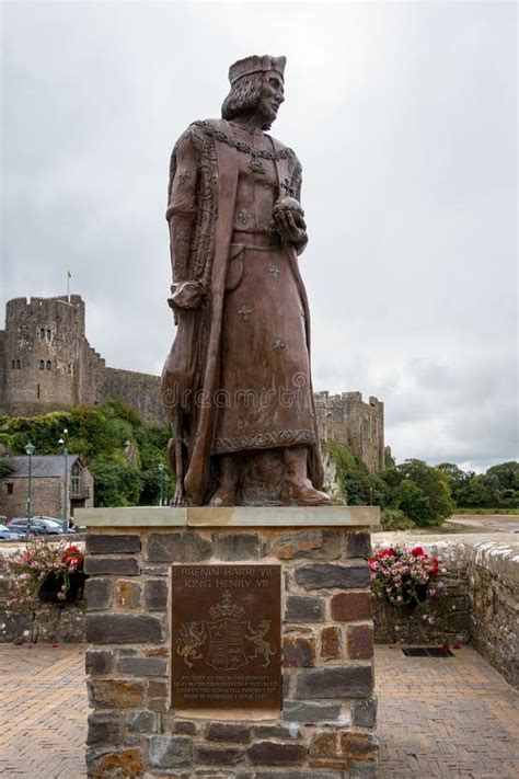 Statue of Henry VII Outside the Castle at Pembroke Pembrokeshire on ...