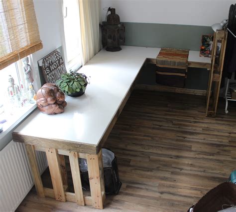 Diy Schreibtisch Aus Paletten Selber Bauen Freshouse