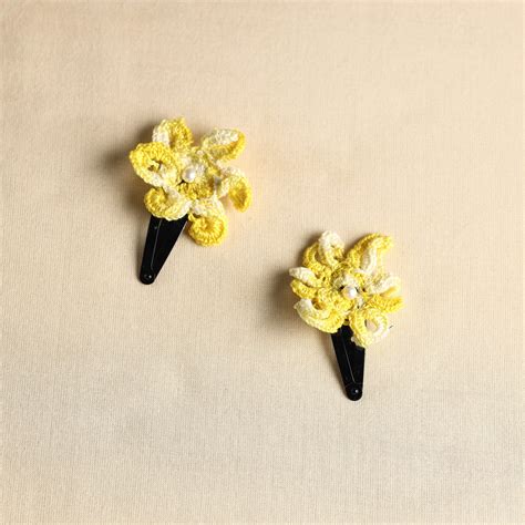 Buy Handmade Crochet Tik Tok Hair Clip (set of 2) Online at iTokri.com ...