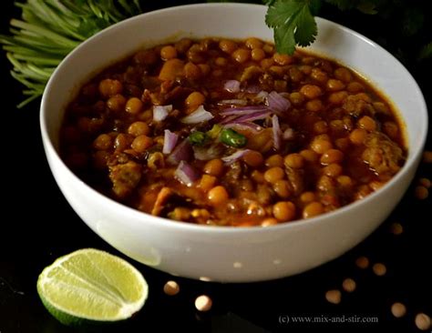 Mix And Stir Mangsher Ghugni Dried Yellow Peas Cooked With Small