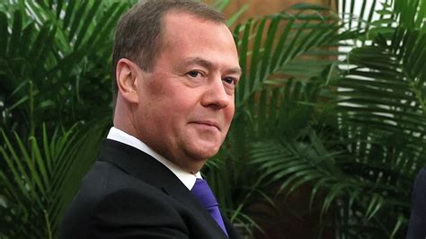 Dmitry Medvedev Former Russian Presidents Eerie Predictions For 2023