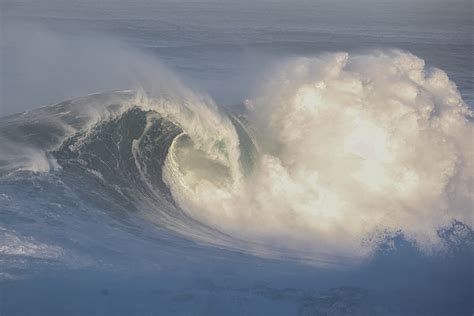 Agita O Mar Tima Coloca Dez Distritos Sob Aviso Amarelo