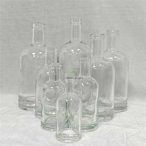 Jingna 500ml 700ml 750ml Round Clear Glass Liquor Wine Spirits Bottle For Vodka Whisky China