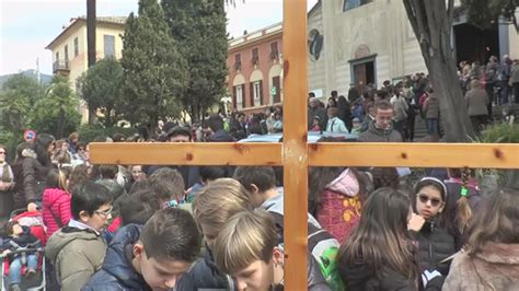 Venerdì a Moneglia la Via Crucis dei ragazzi TeleRadioPace TV