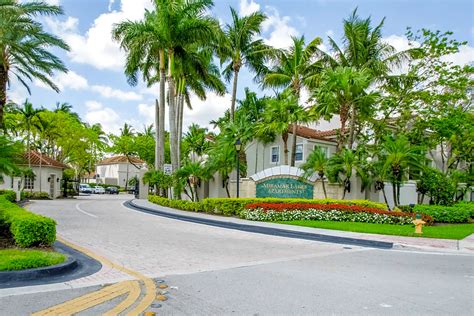 Miramar Lakes Apartments - Miramar, FL 33025