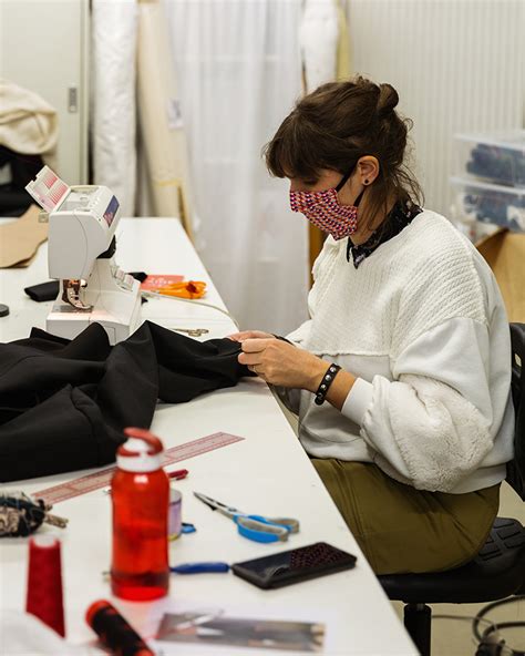 Dans les coulisses de lOpéra de Dijon Voyageurs français