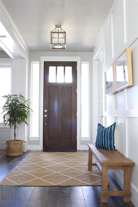 Entry Way Rug Needs To Have The Right Pattern And Durability Entryway