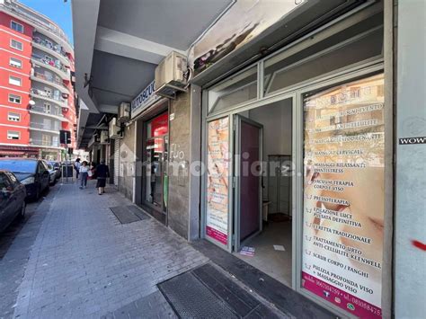 Locale Commerciale Vico ACITILLO Napoli Rif 112653293 Immobiliare It