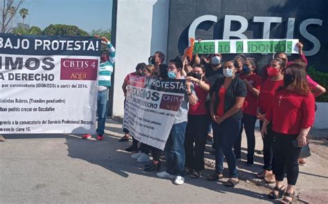 Lerdo Maestros De Cbtis Se Manifiestan Denuncian Falta De Pago