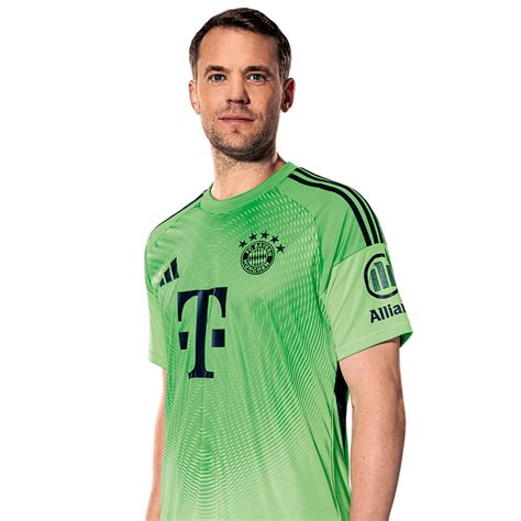 manuel neuer news player profile fc bayern munich