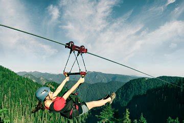 Grouse Mountain 5-Zipline Peak Adventure with Chairlift 2024 - Vancouver