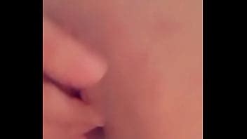 JOVENCITA DE AÑOS PARAGUAYA SE METE LOS DEDOS EN SU VAGINA MUY HÚMEDA XVIDEOS