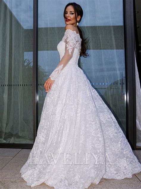 Ball Gown Bateau Long Sleeves Lace Floor Length Lace Wedding Dress