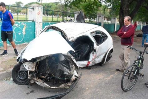 Un Joven Falleció Tras Un Accidente De Tránsito En La Costanera