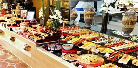 desi breakfast buffet near me