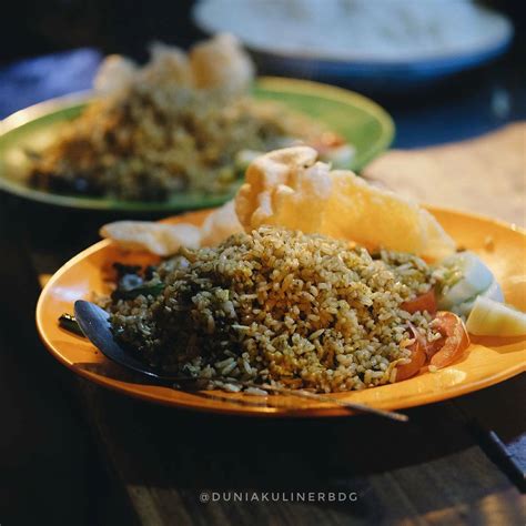 Nasi Goreng Terdekat Dan Terkenal Enak Di Bandung Wajib Dicoba