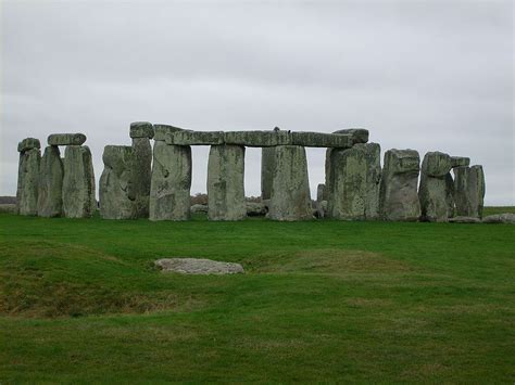 Myths, Legends, & Folklore...: Mysterious Stonehenge...