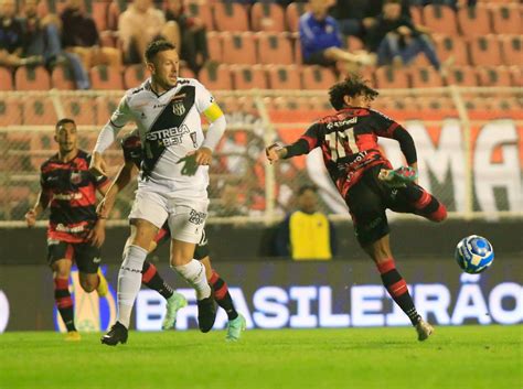 Ponte Vence O Ituano E Se Distancia Do Z Na S Rie B Guarani Bate O