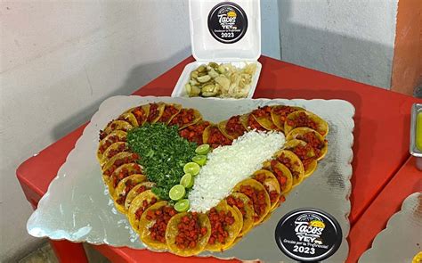 En Guadalupe crean corazón de tacos para regalar en San Valentín