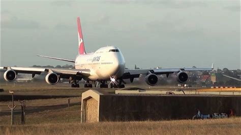 Qantas Airlines B747 438er Vh Oee Takeoff At 34l Runway Sydney Airport Hd Youtube