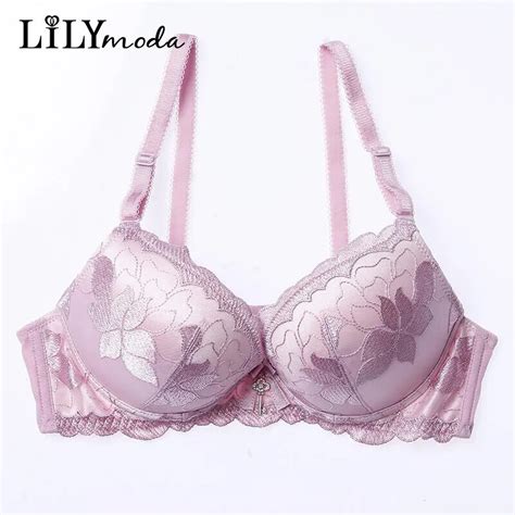 2018 Summer Women Beautiful Floral Luxury Embroidery Lace Water Bra 3 4